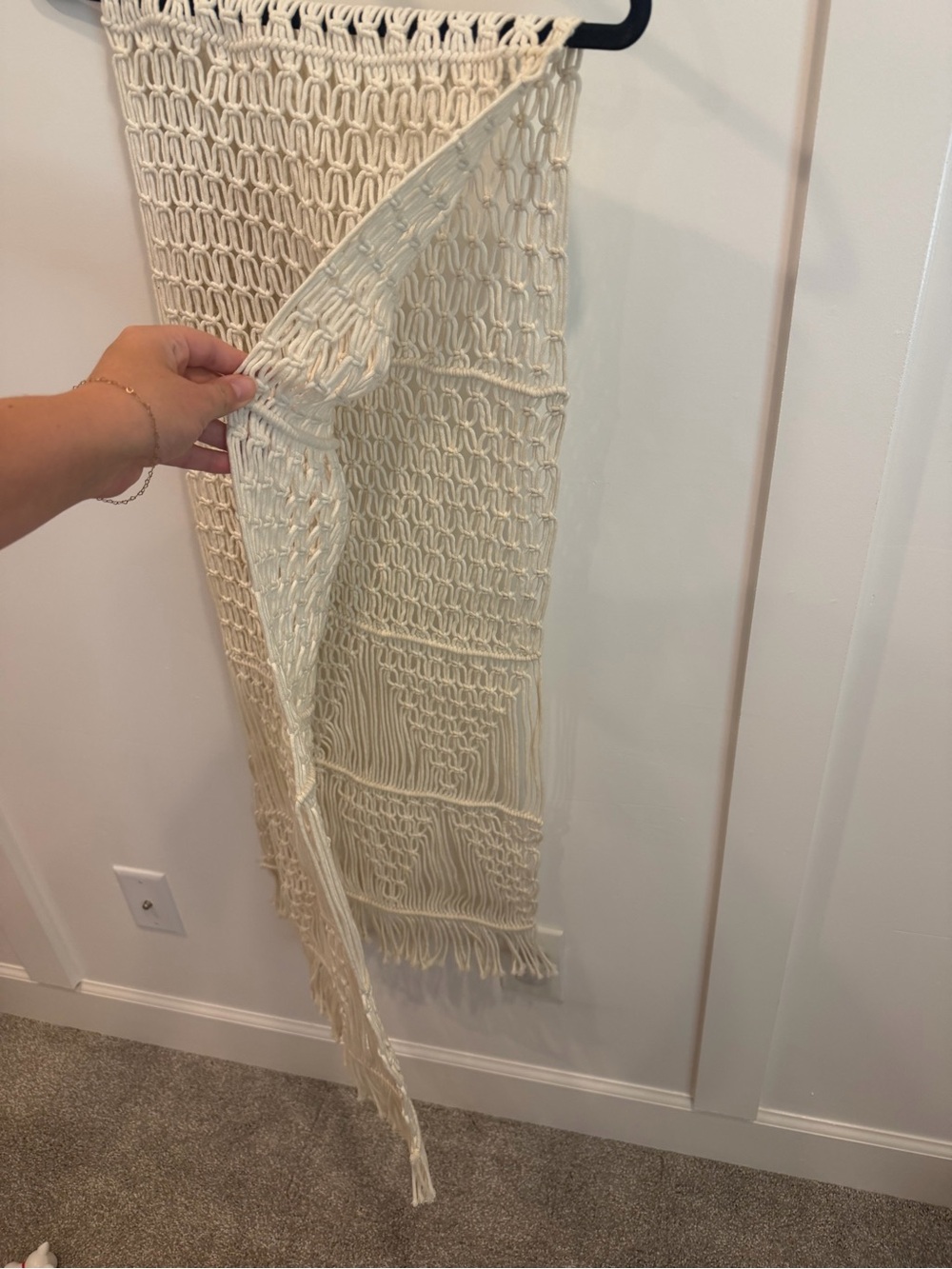 Cream Macrame Table Runner - Picture 3 of 3